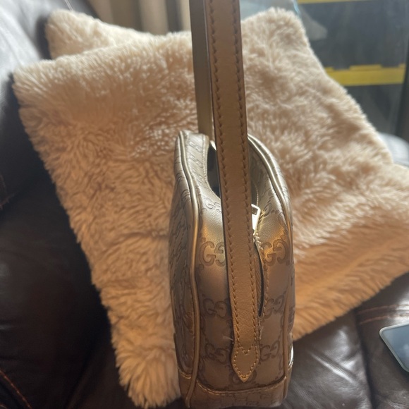 Gucci Bree Disco Guccissima In Gold - Picture 16 of 16